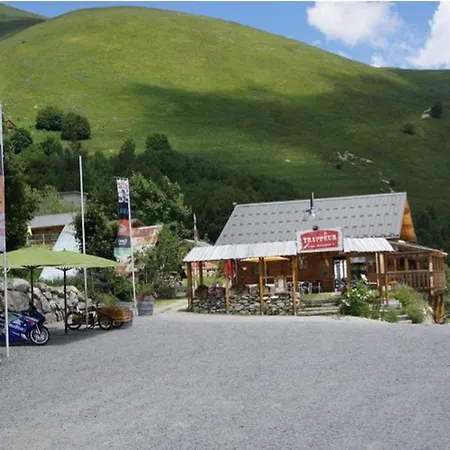 Camping Avec Terrasse - 7 Pers. - Api-1-52-1966 Saint-Sorlin-dʼArves